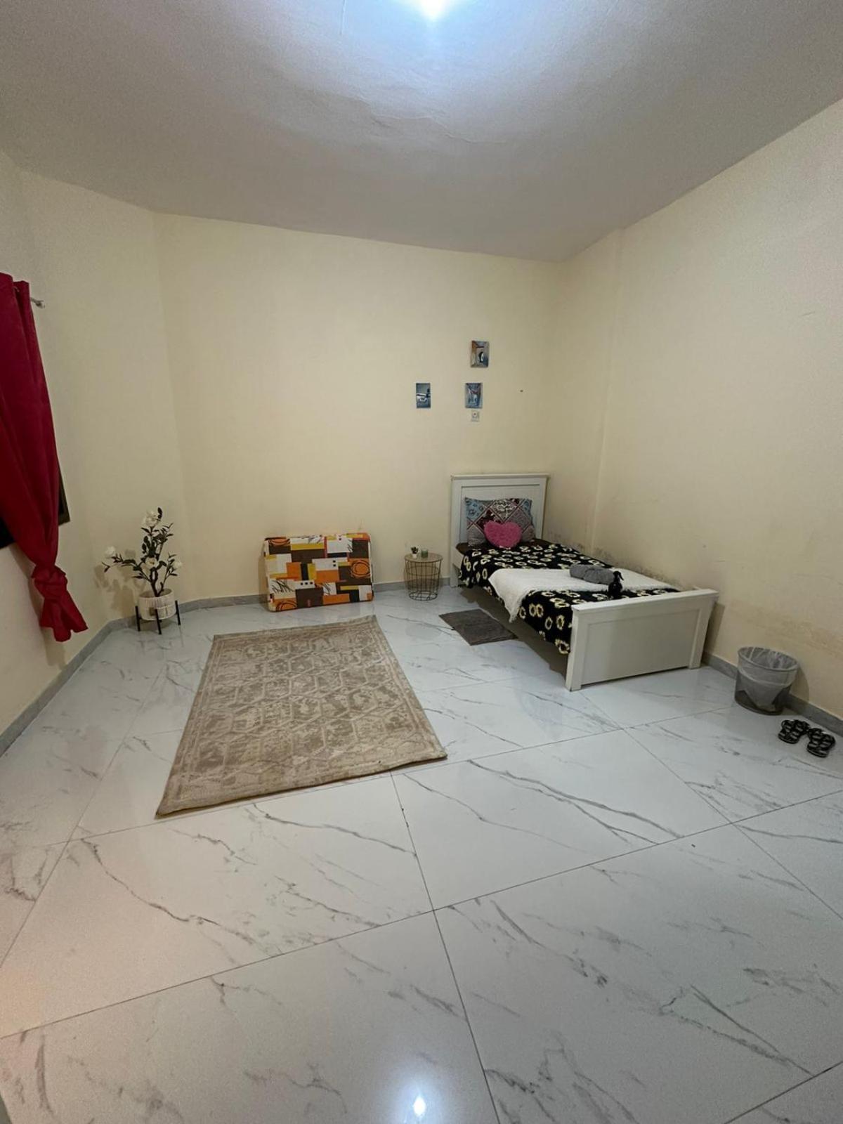 Cozy Corner 2024 Apartment Abu Dhabi Luaran gambar