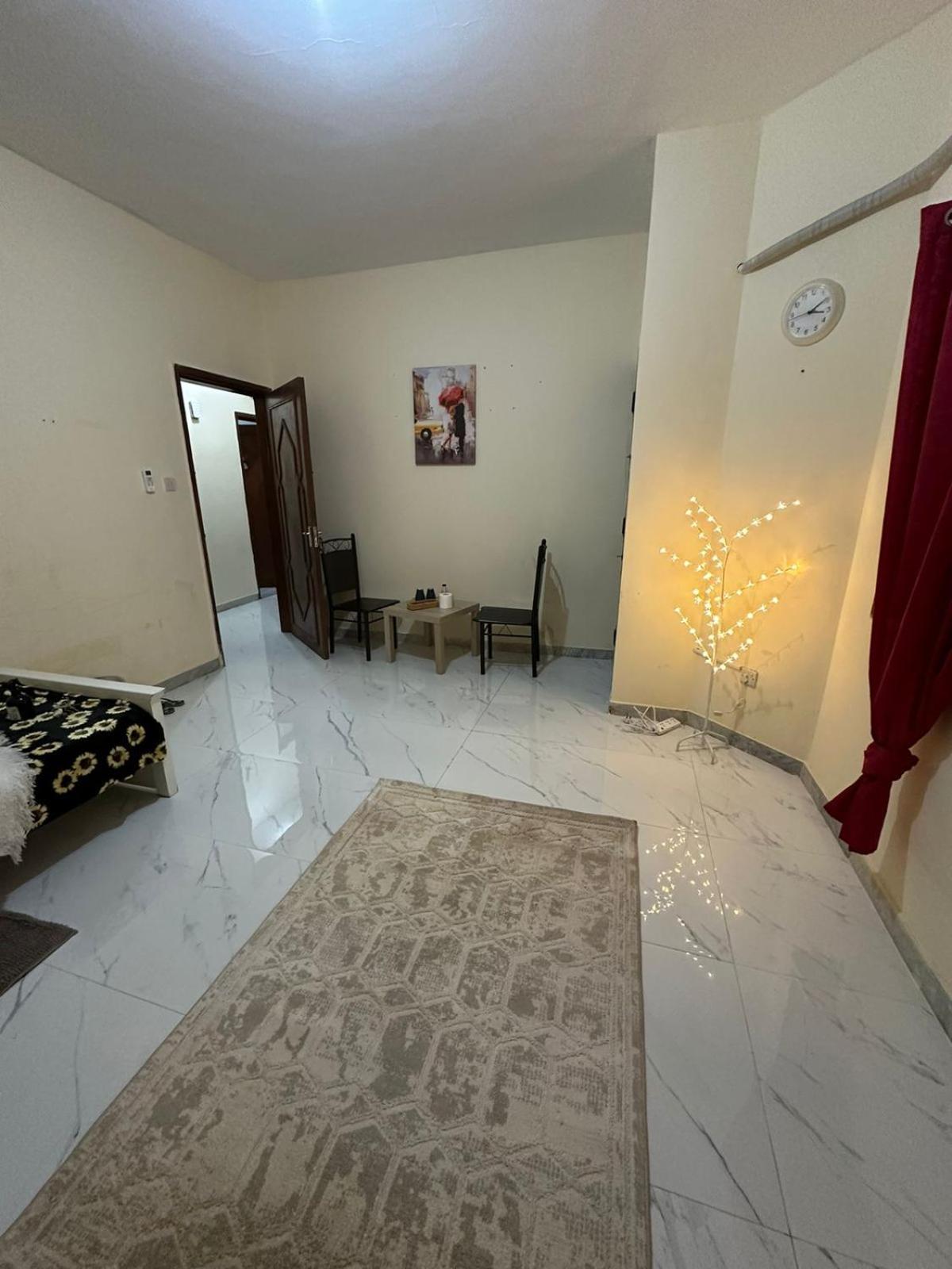Cozy Corner 2024 Apartment Abu Dhabi Luaran gambar