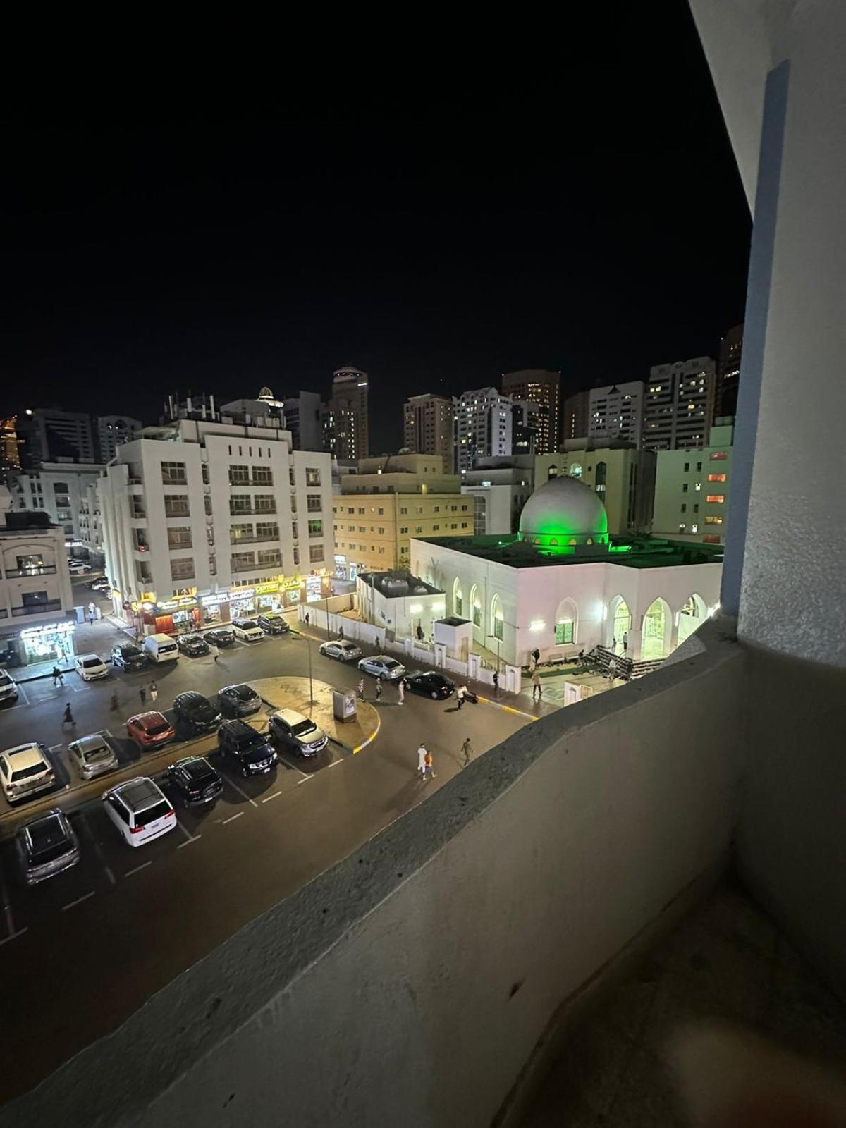 Cozy Corner 2024 Apartment Abu Dhabi Luaran gambar