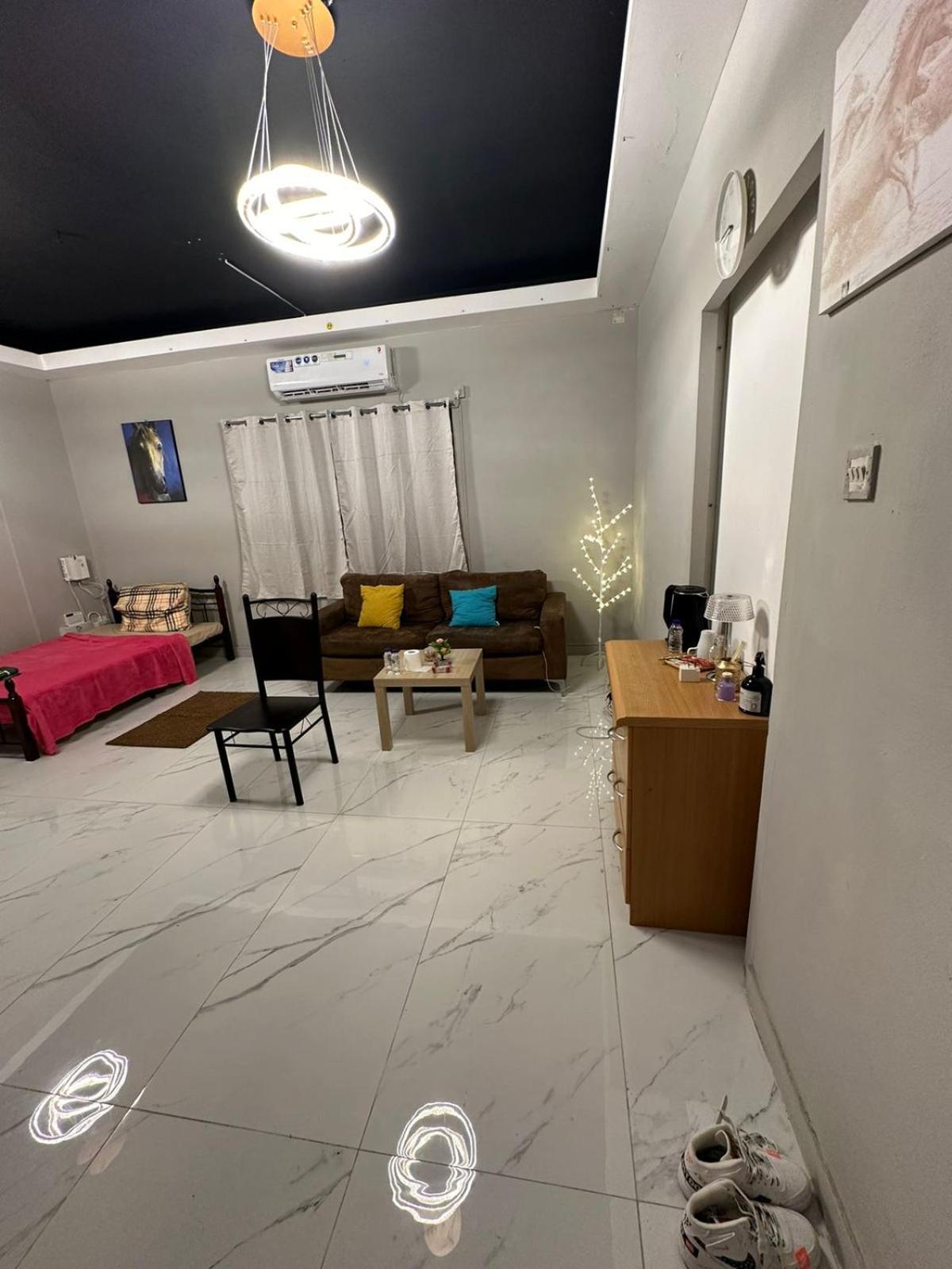 Cozy Corner 2024 Apartment Abu Dhabi Luaran gambar